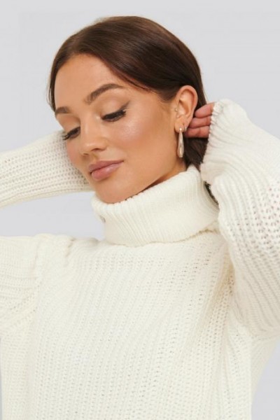 Tinelle Rollneck Knit Off White