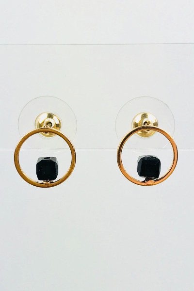 a-003-oorring-circle-zwart-steentje-goud-oorring-circle-zwart-steentje-goud