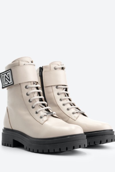 nikkie-philein-boots-dust-n9-204-2105-nikkie-philein-boots-dust