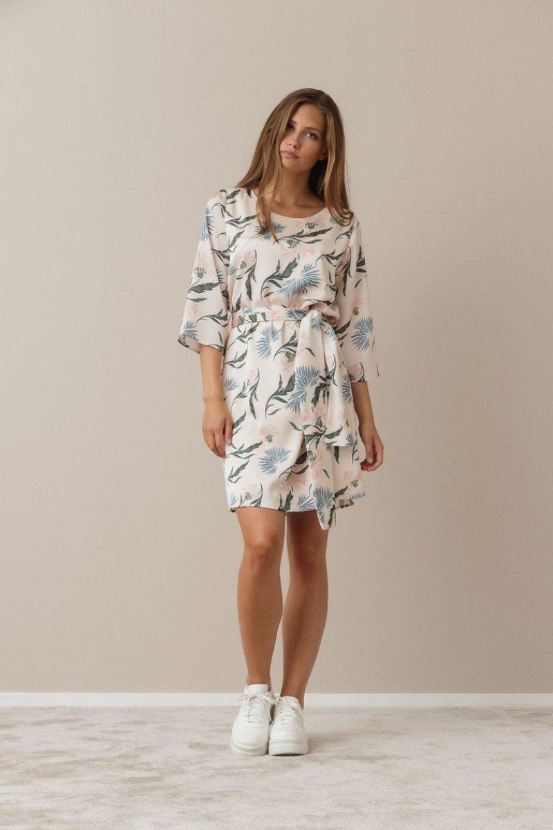 Katie Dress Creme Jungle Print